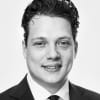En profilbild av fastighetsmäklare Anton Högemark