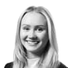 En profilbild av fastighetsmäklare Emma Persson