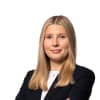 En profilbild av fastighetsmäklare Matilda Brynte