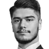 En profilbild av fastighetsmäklare Yousif Gorges