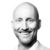 En profilbild av fastighetsmäklare Johan Berglund