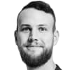 En profilbild av fastighetsmäklare Claes-Johan Olsson