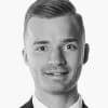 En profilbild av fastighetsmäklare Jakob Gustavsson