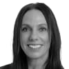 En profilbild av fastighetsmäklare Annica Ingvarsdotter