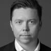 En profilbild av fastighetsmäklare Lars Nordensvärd