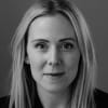 En profilbild av fastighetsmäklare Rebecca Bernspång