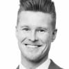 En profilbild av fastighetsmäklare Patrik Nyberg