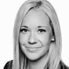 En profilbild av fastighetsmäklare Marie Engström