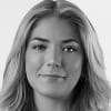 En profilbild av fastighetsmäklare Jenzine Nordberg