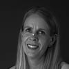 En profilbild av fastighetsmäklare Maria Martinsson