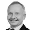 En profilbild av fastighetsmäklare Fredrik Nildén