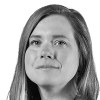 En profilbild av fastighetsmäklare Sanna Friberg