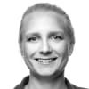 En profilbild av fastighetsmäklare Michaela Holmgren