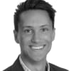 En profilbild av fastighetsmäklare Tobias Haglund