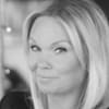 En profilbild av fastighetsmäklare Anna Lindberg