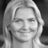 En profilbild av fastighetsmäklare Hedda Berglund