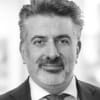 En profilbild av fastighetsmäklare Eleftherios Leffe Pavlidis