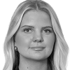 En profilbild av fastighetsmäklare Elin Larsson