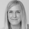 En profilbild av fastighetsmäklare Johanna Sjöström