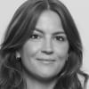 En profilbild av fastighetsmäklare Sandra Pranjic