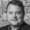 En profilbild av fastighetsmäklare Patrik Nilsson
