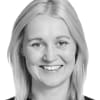 En profilbild av fastighetsmäklare Emily Rosqvist Ström