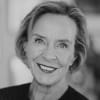 En profilbild av fastighetsmäklare Karin Hebbe