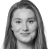 En profilbild av fastighetsmäklare Malin Kolak