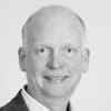 En profilbild av fastighetsmäklare Björn Strömberg Wallerström