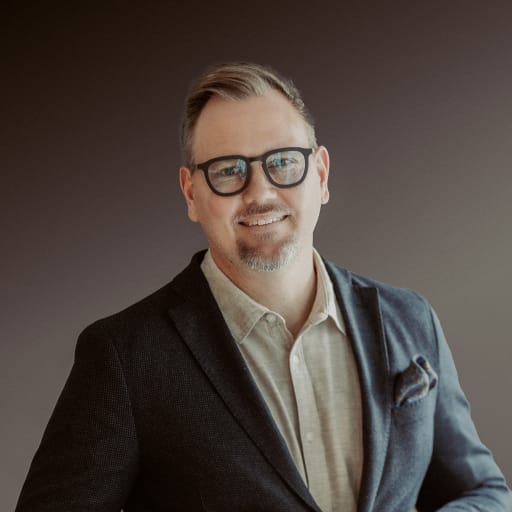 Profilbild av Petter Hellström