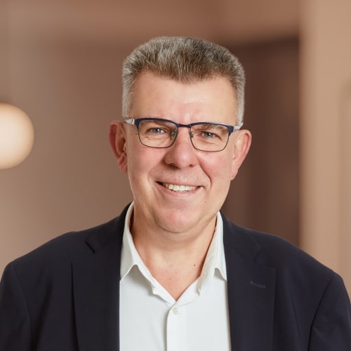 Profilbild av Peter Canaki