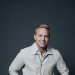 En profilbild av fastighetsmäklare Johan Eriksson