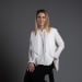 En profilbild av fastighetsmäklare Ebba Jönsson