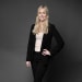 En profilbild av fastighetsmäklare Louise Sundberg