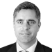 En profilbild av fastighetsmäklare Johan Sörman