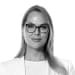 En profilbild av fastighetsmäklare Emma L Gal