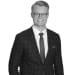 En profilbild av fastighetsmäklare Pontus Pärson