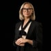 En profilbild av fastighetsmäklare Cecilia Björklund