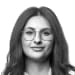 En profilbild av fastighetsmäklare Mariana Mansour
