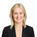 En profilbild av fastighetsmäklare Emily Rosqvist Ström