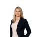 En profilbild av fastighetsmäklare Patricia Lüdke