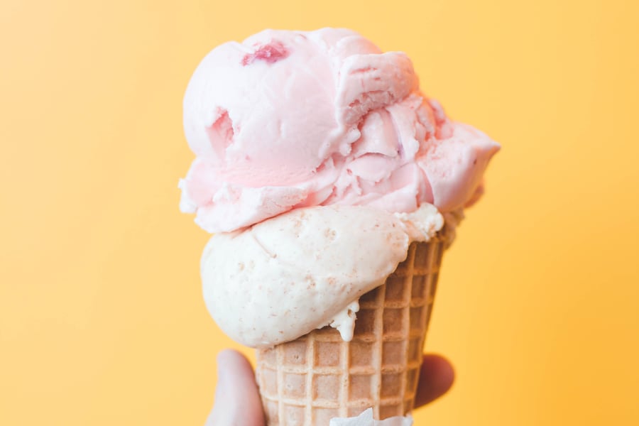 Picture of ice cream in cone.