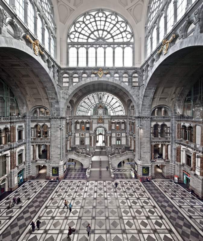 Centraal Station K Borghouts