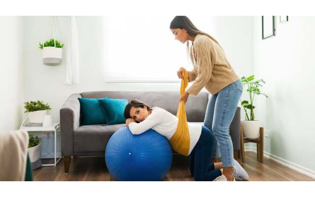 Doulas & Midwives Can Help Latina Moms Reclaim Ancestral Birthing Practices