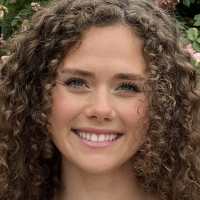 Anna Hicks