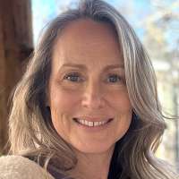 Julie Sanders