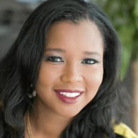 Victoria Holmes