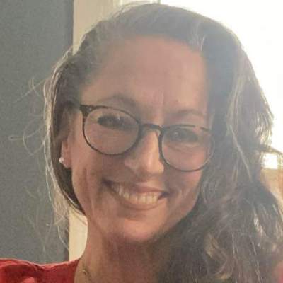 Angela Mandia