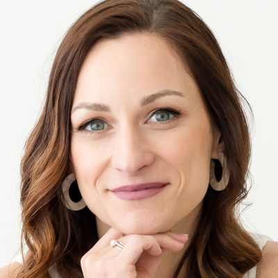 Lindsay Loring
