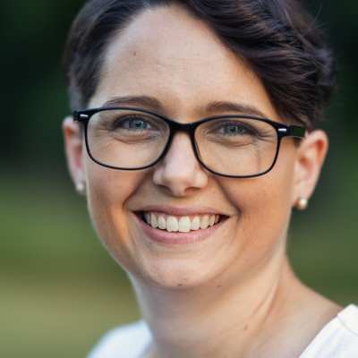 Tara White